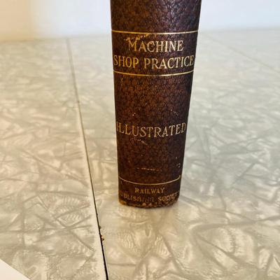 Antique book - The art of Railroading or the Technique of modern Transportation