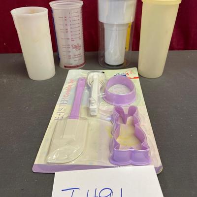 Plastic assortment