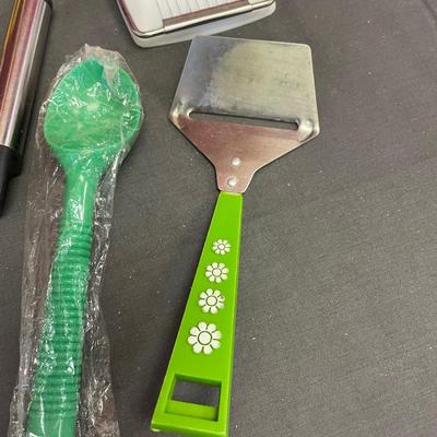 Kitchen utensils