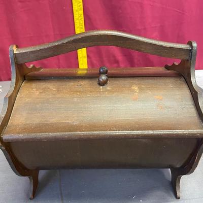 Sewing box and contents