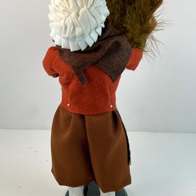 Byers Pilgram girl figurine holding Thanksgiving turkey