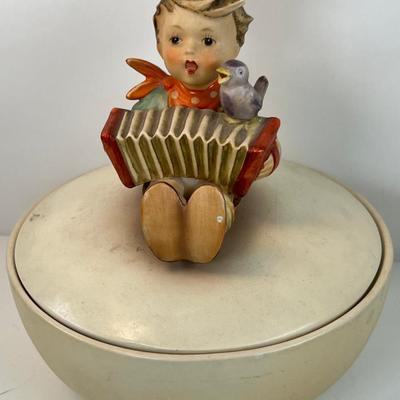 Large Vintage Hummel Goebel Porcelain â€œLetâ€™s Singâ€ Trinket Box Accordion Player