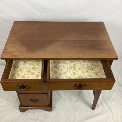 Lot 6071. Vintage Mahogany Pedestal Desk