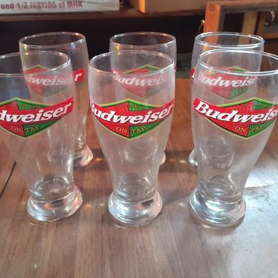 LOT 90 BUDWEISER ON TAP TALL BEER GLASSES