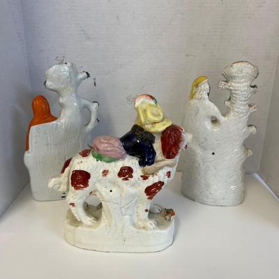 6268 Set of 3 Victorian Staffordshire Figures