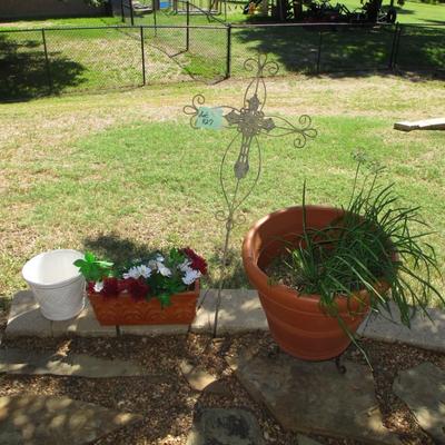 Planters/Yard Decor--Cross