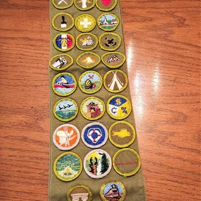 Lot #118  Vintage Boy Scouts Badge Sash w/32 badges