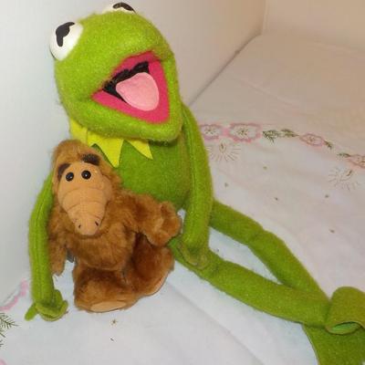 2 World Famous plush animals/ 1974 Kermit and ALF.