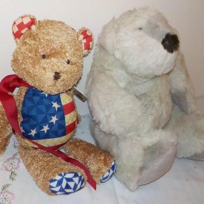 Mfg's Boyd's and Emotions, America Bear and 1987 Beaver.