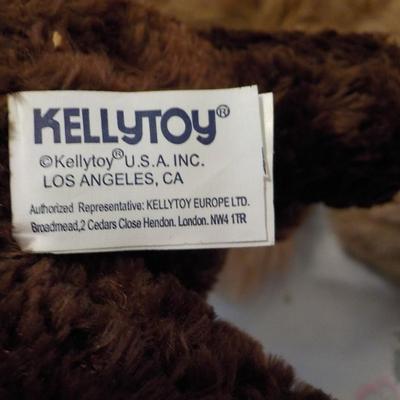 West Cliff Collections and Kelly Toy Bears.