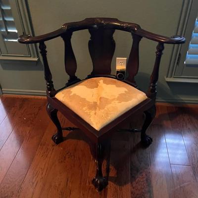 antique mahogany corner chair
