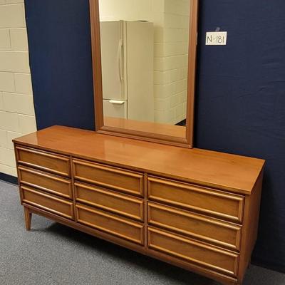 9 Drawer Maple Dresser with Mirror