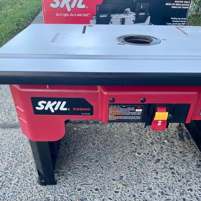 Skil RAS900 Benchtop Router Table | EstateSales.org
