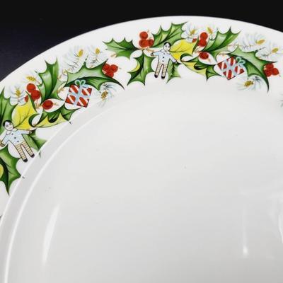 NEIMAN MARCUS DECORATIVE CHRISTMAS PLATE