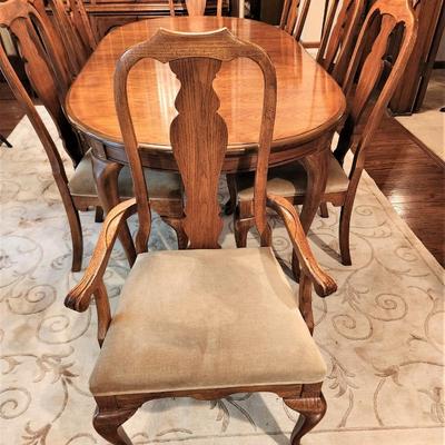 Lot #124  Burkhardt Furniture Dining Room Table - 8 Chairs