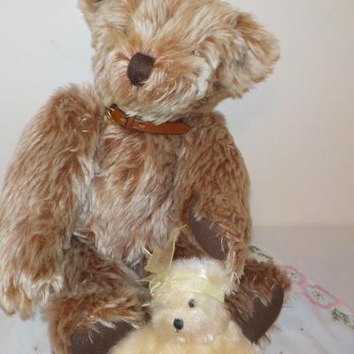 Canterbury Bears large limited bear and baby.