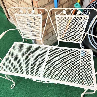 Lot #141  Mid Century Modern Patio Settee