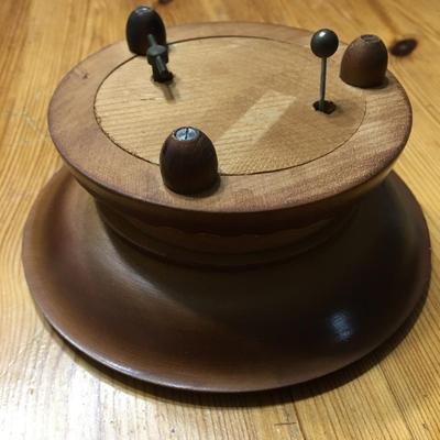 Vintage wooden music box/trinket dish