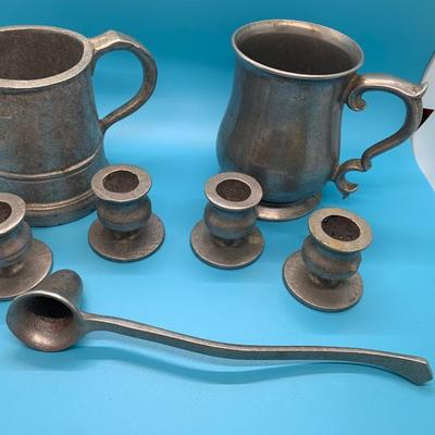 Snuffer, 2 mugs, 4 candlesticks