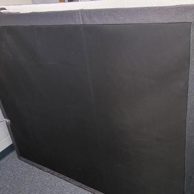 Queen Size Seely Posturepedic Adjustable Bed