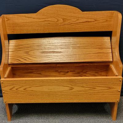 Beautiful Oak Storage Bench