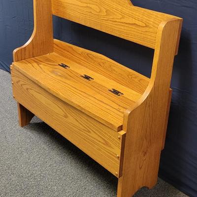 Beautiful Oak Storage Bench
