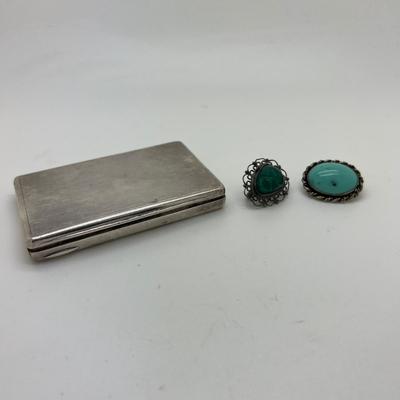6346 English Silver Case with Two single earrings