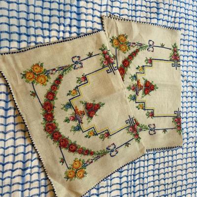Bright, Colorful Hand Stitched Napkins and Table Runner