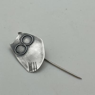 6377 Modernist Betty Cooke Owl Sterling Stick Pin