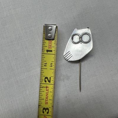 6377 Modernist Betty Cooke Owl Sterling Stick Pin