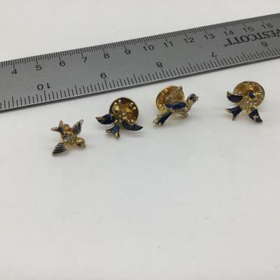 Lot Vintage Pins