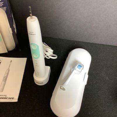 6350 Philips Sonicare 5100 Power Toothbrush