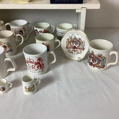 Lot. 6370 Lot of Prince Charles / Lady Diana Cups/Plates