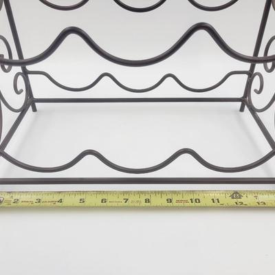 CUTE DECORATIVE METAL WINE BOTTLE RACK