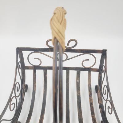 BEAUTIFUL DECORATIVE METAL TABLE TOP BASKET