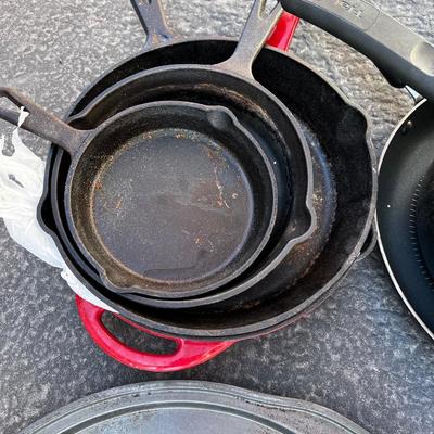 Used pots and pans cast iron