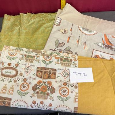 Tablecloth assortment