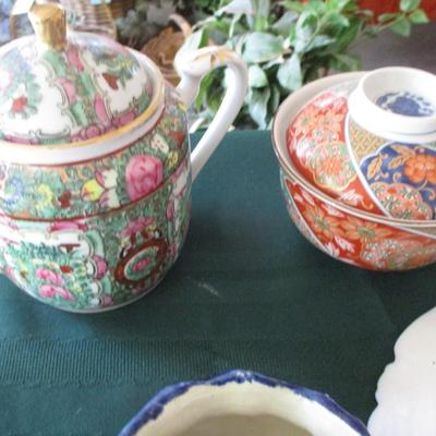 Decorative China/Collectibles