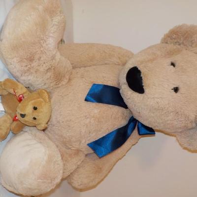 Giant Huggable collectible bear from Animal Adventures