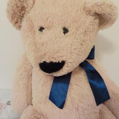 Giant Huggable collectible bear from Animal Adventures