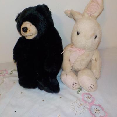 " Goggles and Heritage Collection Bear.