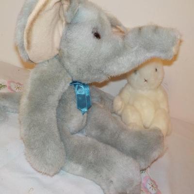 Dawson the Elephant and Bugesy.