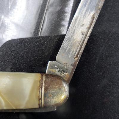 VINTAGE PEARL STYLE POCKET KNIFE