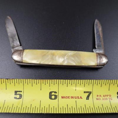 VINTAGE PEARL STYLE POCKET KNIFE