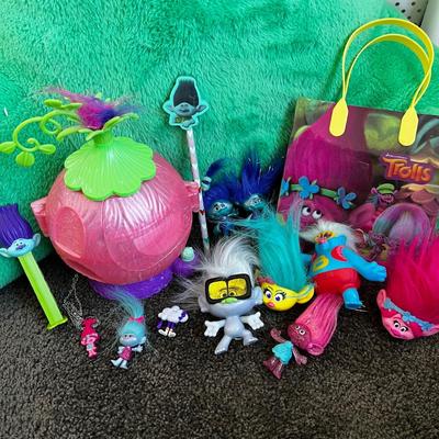 TROLL toys