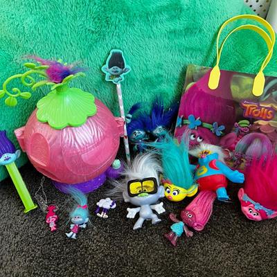 TROLL toys