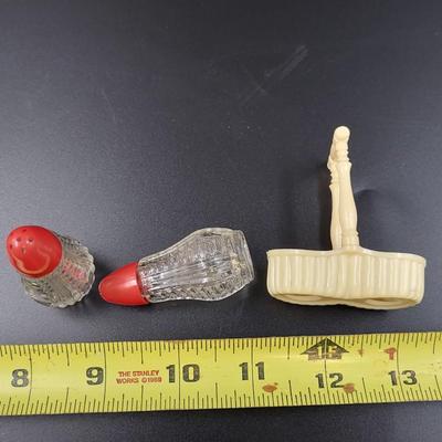 VINTAGE GLASS & PLASTIC SALT & PEPPER SHAKERS