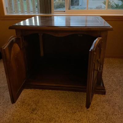 Square end table