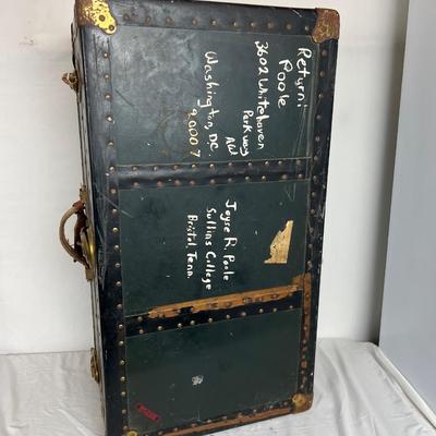 6376 Vintage Steamer Trunk