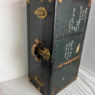 6376 Vintage Steamer Trunk